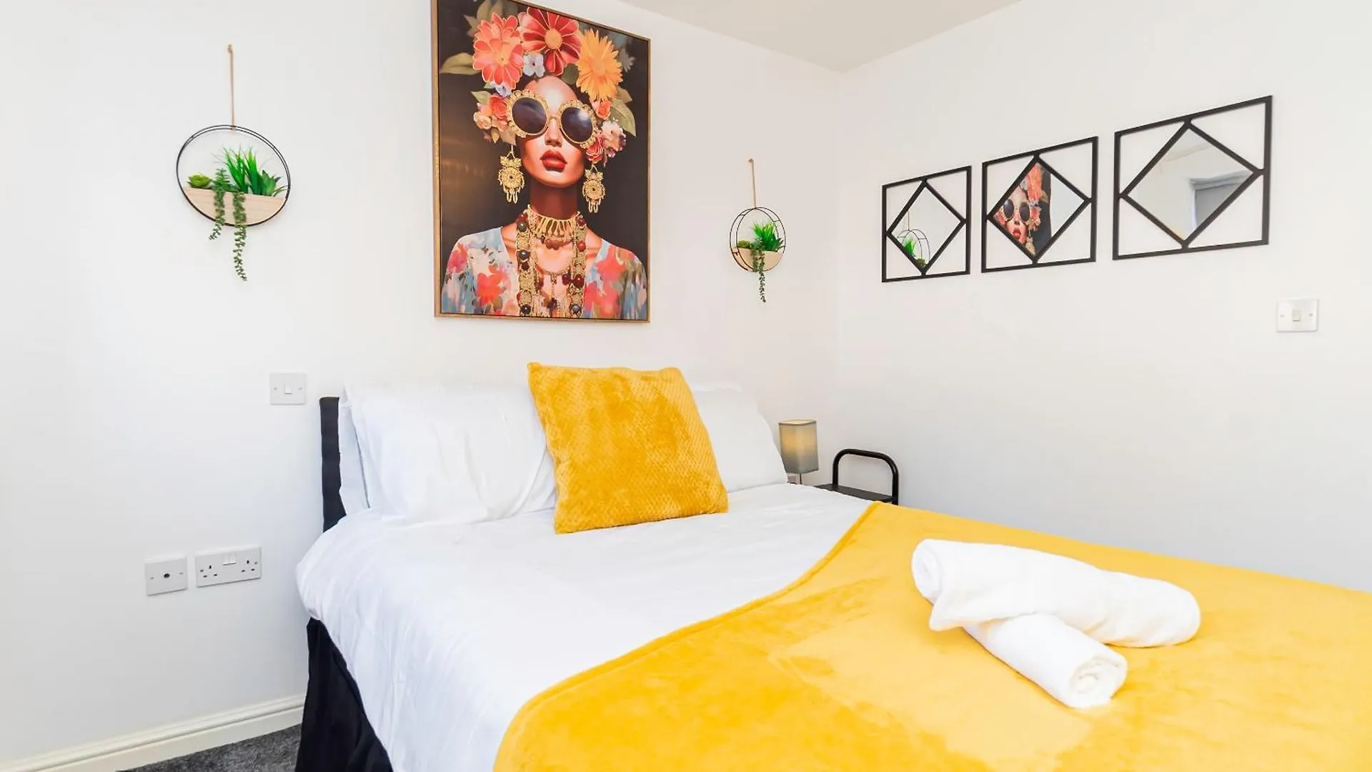 The Elms City Edge Stays With Parking! Contractors, Nhs, Professionals - Long Stay Savings! Cardiff Apartament