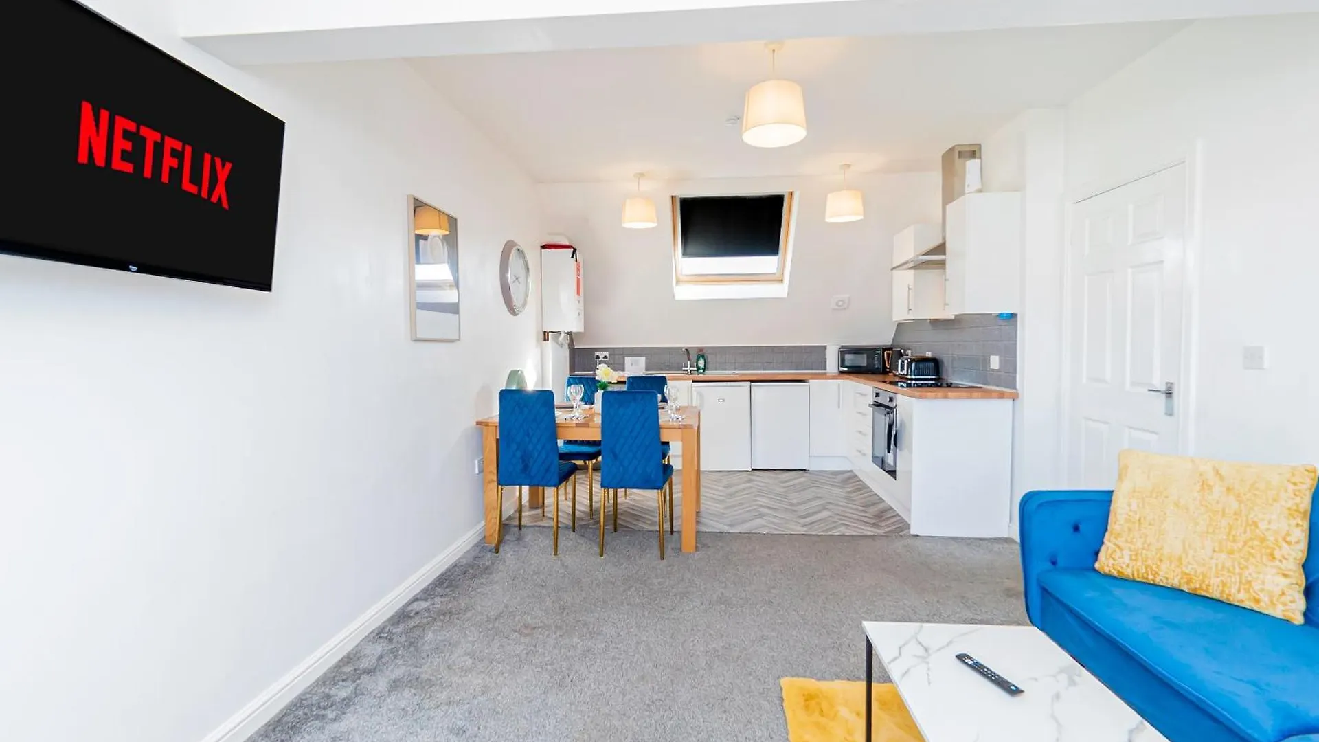Apartament The Elms City Edge Stays With Parking! Contractors, Nhs, Professionals - Long Stay Savings! Cardiff