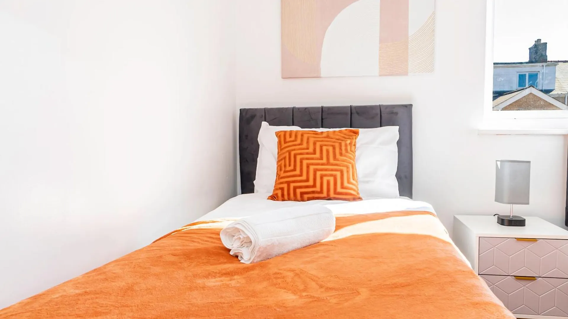 Apartament The Elms City Edge Stays With Parking! Contractors, Nhs, Professionals - Long Stay Savings! Cardiff Wielka Brytania